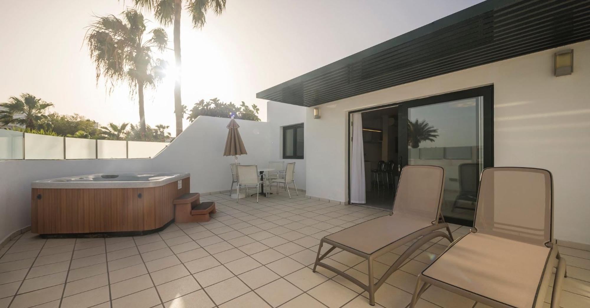 Aparthotel Ilunion Costa Sal Lanzarote Puerto del Carmen  Pokoj fotografie